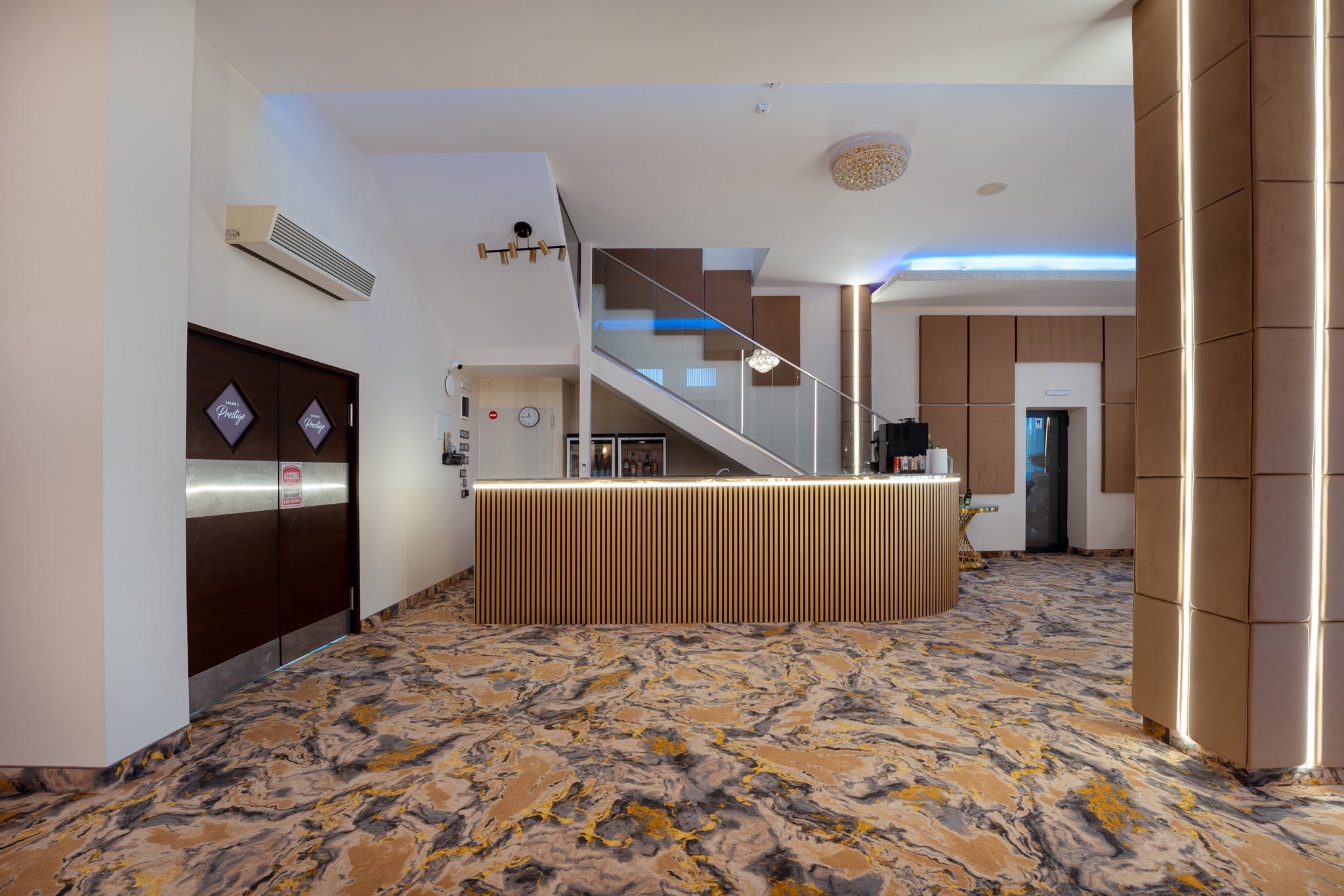 Salon Prestige 2
